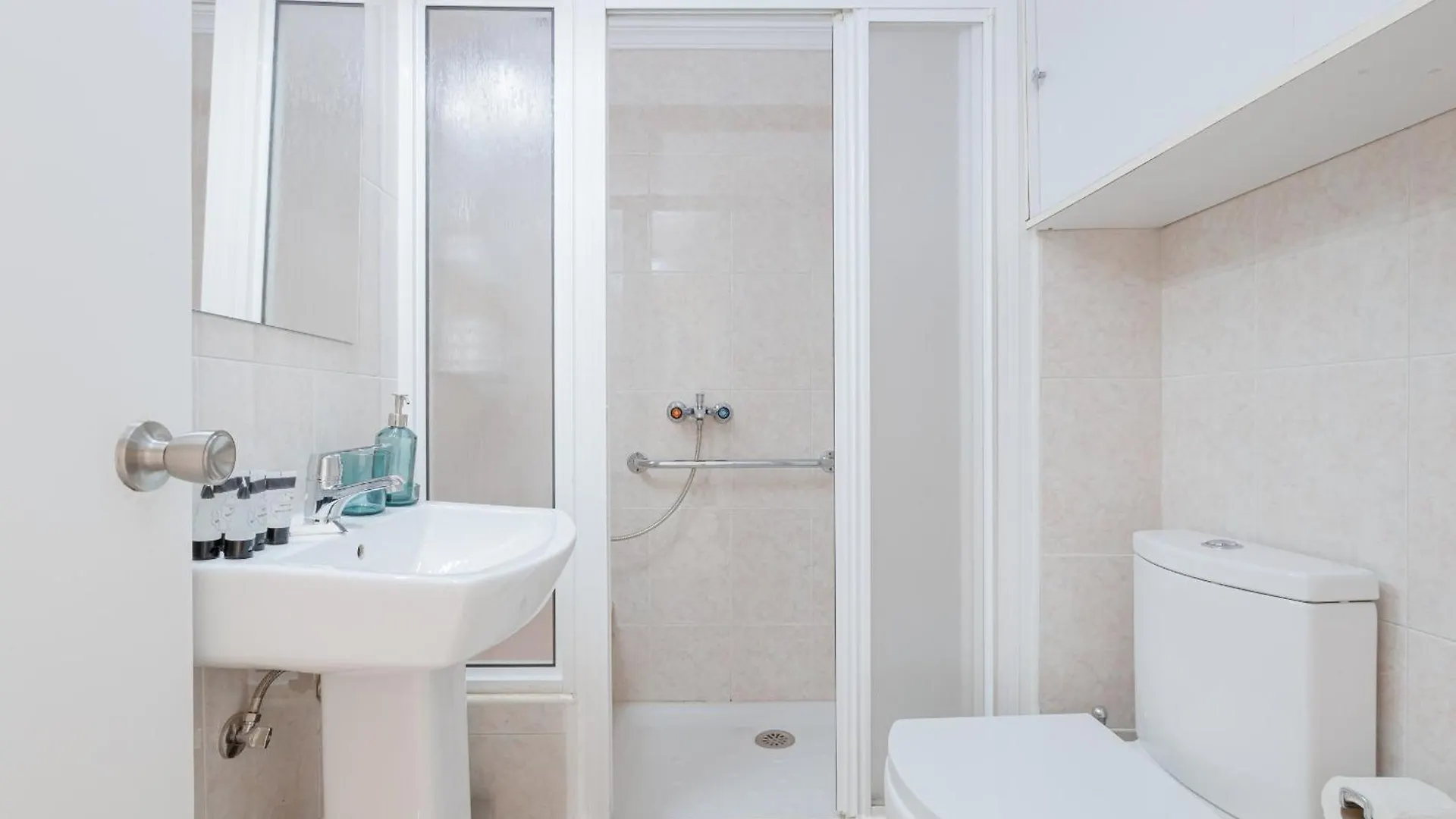 Apartamento C03 Bright 3 Bdr With Terrace City Center Málaga España