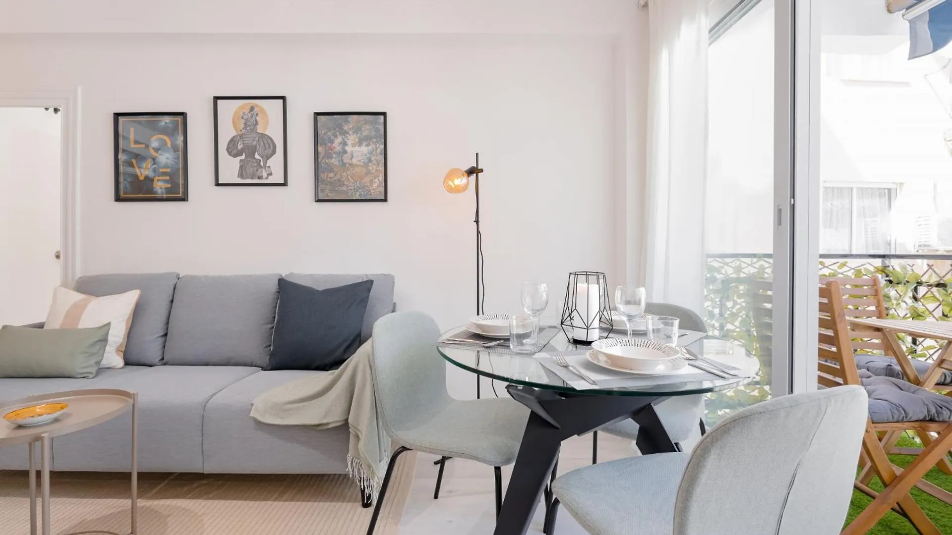 C03 Bright 3 Bdr With Terrace City Center Malaga 0*,  Spain