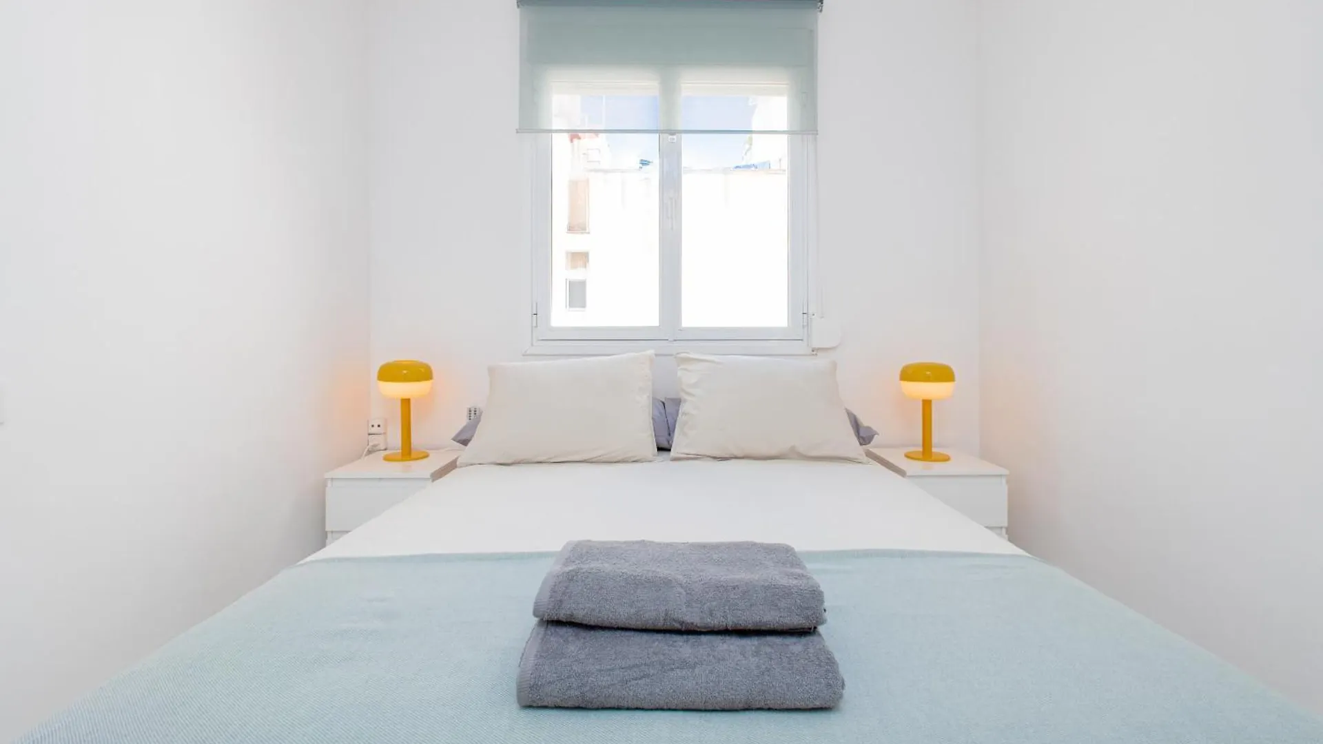 Apartment C03 Bright 3 Bdr With Terrace City Center Malaga Spain